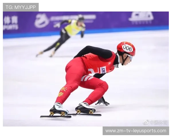 短道速滑突围成功逆转晋级：激情与坚韧的极限突破