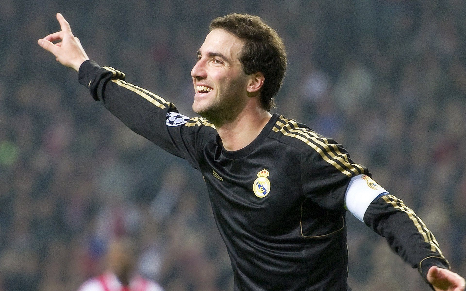 中超联赛外援人数调整引发热议，中超外援到位情况